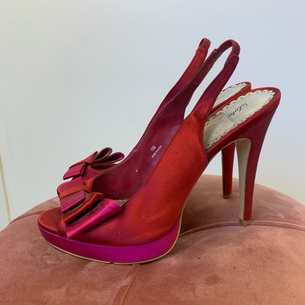FUN RED/PINK BOW TIE SHOES 9.5